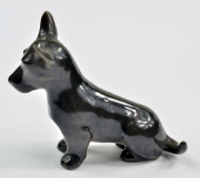 Porcelánová figurka psa