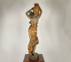 Keramická figura ženy Goldscheider